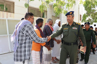 العميد الجابري يقدم واجب العزاء لأسرة فقيد الوطن الملازم عبدالله برجف العكبري