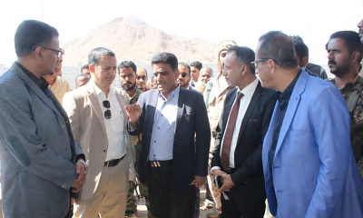 الوزير الشماسي يزور منشأة بروم للغاز المنزلي ويوجه بسرعة البدء بالأعمال الإنشائية للخزانات الاستراتيجية بالمحطة