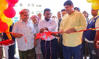 بحضور مدير عام مديرية مدينة المكلا .. افتتاح مركز تبارك التجاري فرع روكب 