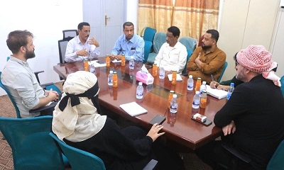 الدكتور العمودي يناقش احتياجات وامكانية التدخل في الطوارئ الصحية مع وفد منظمة اطباء بلا حدود البلجيكية