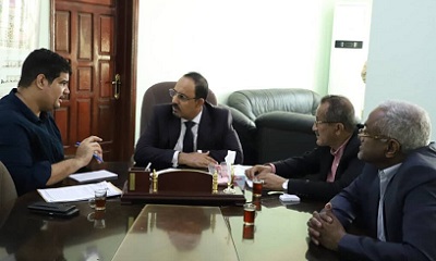 لقاء بالمكلا يُقرّ الاحتياجات الأساسية لتحسين مدينة المكلا والمدن الرئيسة