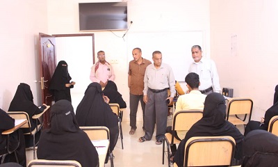 لجنة من مكتب وزارة التعليم الفني والتدريب المهني تطلع على سير التجهيزات التعليمية بمعهد أثر للعلوم الطبية بغيل باوزير