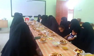 مركز عيديد التابع لمحو الأمية بمديرية تريم يختتم الدورة التدريبية في مجال الخياطة