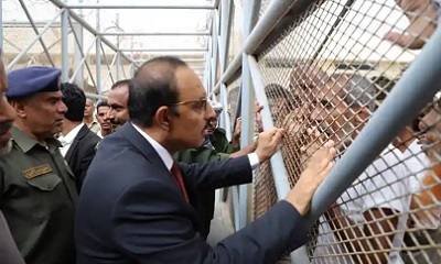 المحافظ بن ماضي يتفقّد نزلاء مصلحة التأهيل والإصلاح بالمكلا ويوجه بإعادة تأهيل مرافقها ومساعدة المعوزين قبل رمضان المبارك