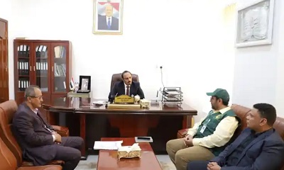 محافظ حضرموت يبحث الترتيبات لافتتاح مكتب لمركز الملك سلمان بالمكلا ويطلع على خطط وتدخلات المركز
