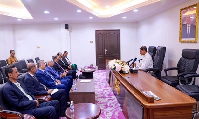 عضو مجلس القيادة الرئاسي يلتقي فريق الحوار الوطني الجنوبي الداخلي