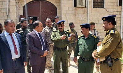 محافظ حضرموت يتفقد السجن المركزي بسيئون ويطلع على أحوال نزلاء السجن وقضاياهم والخدمات المقدمة لهم