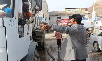 العميد عبدالله بايعشوت يتفقد بعض المناطق بمختلف أحياء المكلا