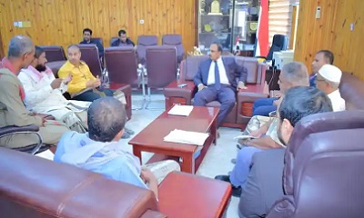 محافظ حضرموت يقف في اجتماع بوكيل الوادي على الأوضاع العامة بمديريات الوادي والصحراء واحتياجاتها الضرورية