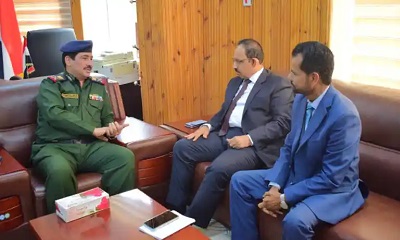 وزير الداخلية ومحافظ حضرموت ينافشان أوضاع كلية الشرطة بحضرموت