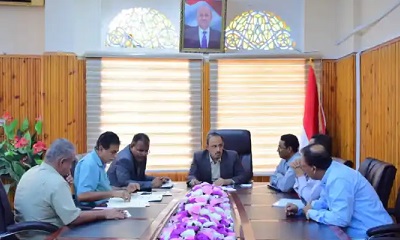 المحافظ بن ماضي يبحث بسيئون أوضاع مكاتب الوزارات ومديريات الوادي والصحراء