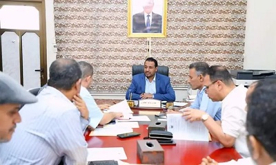 الوزير العكبري يؤكد على حشد الجهود للحفاظ على المؤسسة العامة لمطابع الكتاب المدرسي