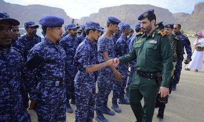 مدير أمن حضرموت الوادي والصحراء يتفقد الوحدات الامنية والشرطوية ويقدم لهم التهاني بمناسبة عيد الفطر المبارك