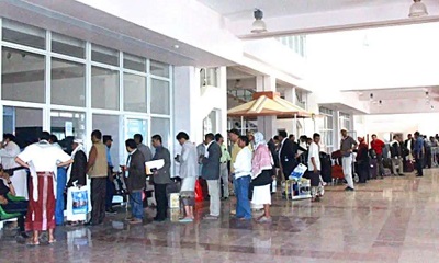 المنافذ الجوية والبرية لبلادنا تسجل وصول ومغادرة 9672 مسافراً