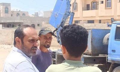 مدير كهرباء ساحل حضرموت يتفقد سير العمل بشبكة التوزيع في منطقة فوه المساكن 