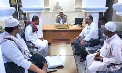 رئيس اتحاد نقابات عمال الوادي ومدير عام تريم يناقشان الوضع النقابي بالمديرية