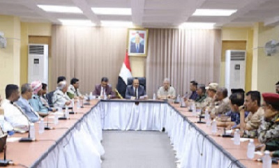 محافظ حضرموت يرأس اجتماعًا للجنة الامنية ويُشيد بالجهود الإدارية وجهود حفظ الأمن