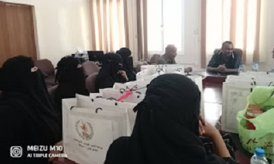 مؤسسة صح توزع كسوة العيد لنزيلات السجن المركزي بالمكلا