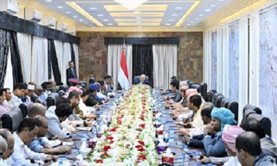 رئيس مجلس القيادة الرئاسي يحث على العمل الجماعي لإظهار القدرات الاستثمارية التنافسية في حضرموت