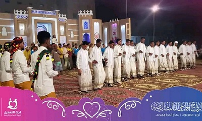 منطقة الريضة بمديرية تريم تحتفي بزفاف 30 عريسا وعروسة في مهرجان التسهيل الثالث