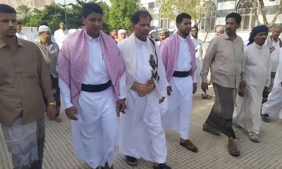 بحضور قيادة السلطة والهيئة التأسيسية لمجلس حضرموت الوطني :الشيخ يحيى باجري يحتفل بزواج ابنه وابن اخية بمدينة بور التاريخية