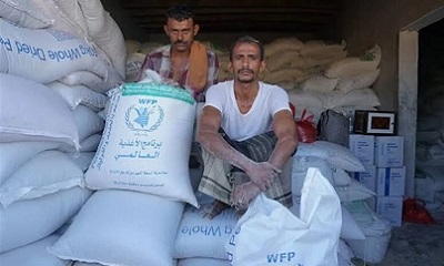 منظمة الغذاء العالمي يعلن توقيف المساعدات الغذائية عن ملايين اليمنيين 