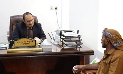 محافظ حضرموت يبحث احتياجات أهالي منطقة “رسب” بمديرية ساة