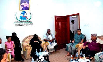 الإدارة التنفيذية لمؤسسة الصندوق الخيري للطلاب المتفوقين تزور فرع المؤسسة بحضرموت الوادي والصحراء