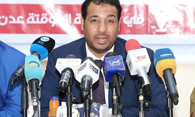 الوزير العكبري يهنئ الطلاب والطالبات الحائزين على المراكز المتقدمة والأولى في شهادة الثانوية العامة للعام 2022/2023