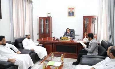 المحافظ بن ماضي يرعى اتفاقية لرعاية منح الطلاب الدارسين بالمجلس اليمني للاختصاصات الطبية فرع المكلا