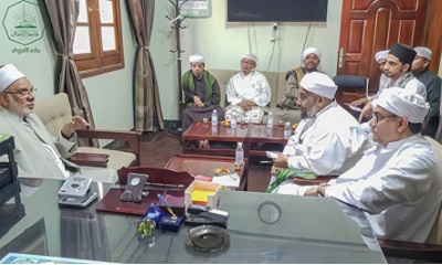 عميد كلية الشريعة والقانون بجامعة الأحقاف يستقبل الأستاذ الدكتور جمال فاروق العميد السابق لكلية الدعوة الإسلامية بالأزهر الشريف