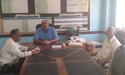 مدير مكتب التربية والتعليم بمديرية الشحر يشيد بالانضباط الوظيفي للإدارات المدرسية للعام الجديد ٢٠٢٣-٢٠٢٤م