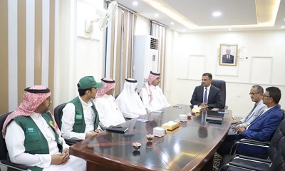 الأمين العام لمحلي حضرموت يبحث مع وفدين من مركز الملك سلمان وجمعية انسان التعاون لامكانية تنفيذ مشاريع لدعم فئات من الأيتام بالمحافظة