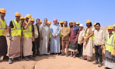 تدشين العمل بمشروع المساعدات الغذائية مقابل استعادة الأصول المجتمعية بمديرية السوم بوادي حضرموت