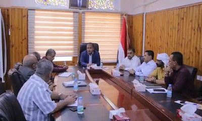 الوكيل العامري يبحث مع لجنة وزارة الإدارة المحلية الإجراءات الكفيلة بتعزيز أداء السلطة المحلية والأجهزة التنفيذية بوادي صحراء حضرموت