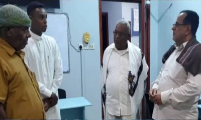 مدير عام محو الأمية وتعليم الكبار بالوادي والصحراء يلتقي رئيس مؤسسة قلم للابداع بالمكلا
