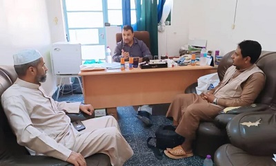 إدارة مؤسسة وادي دوعن للتنمية في زيارة لمدير مكتب الصحة بدوعن