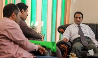 الدكتور العكبري يبحث مع قيادة مؤسسة حضرموت - تنمية بشرية سبل التعاون المشترك