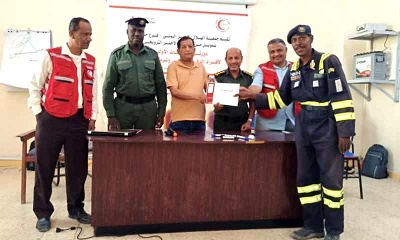 جمعية الهلال الاحمر اليمني فرع بحضرموت تختتم دورة الاسعافات الاولية لأفراد الدفاع المدني وشرطة السير بسيئون