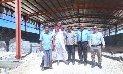 مدير عام الادارية الهندسية بوزارة الصحة يطلع على مكونات وخرائط مشروع مستشفى المدينة الخيري بسيئون