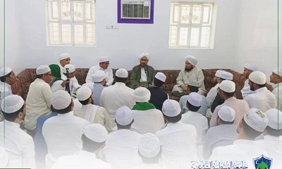 جامعة الوسطية الشرعية بحضرموت تفتتح مركز اللغة العربية بتريم وتكرم طلابها المشاركين في دورة الصيانة الإلكترونية