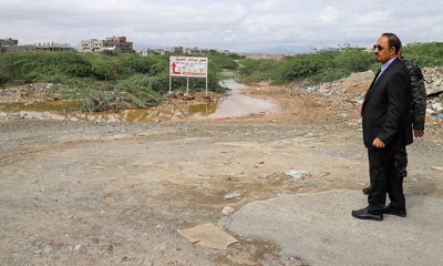 محافظ حضرموت يُعلن عن خسائر في البُنية التحتية ويوجه لجنة الطوارئ بالتدّخل في المديريات الشرقية