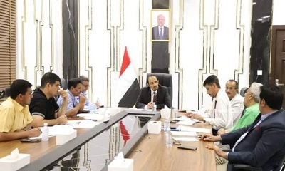 إقرار عدد من المشاريع في قطاعات المياه والصرف الصحي والجسور والمنشآت الإدارية بحضرموت