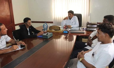 مدير عام مديرية المكلا يلتقي رئيس اتحاد الإعلام الرياضي بساحل حضرموت
