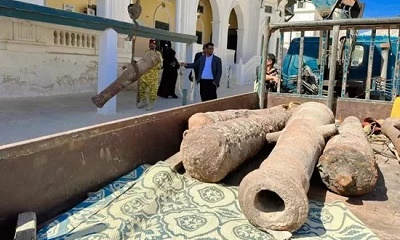 متحف المكلا يتسلّم مدافع أثرية