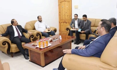 محافظ حضرموت يثمّن مساهمة المؤسسة الاقتصادية اليمنية في التدخلات التنموية والاغاثية