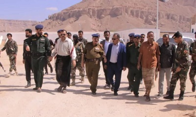 الوكيل العامري يتفقد الاجهزة الأمنية ويطلع على مستوى الإنجاز في عدد من المشاريع في إدارة أمن وادي وصحراء حضرموت