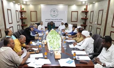 لقاء مشترك لرئاسة الهيئة العليا والأمانة العامة لمؤتمر حضرموت الجامع يقف أمام آخر المستجدات