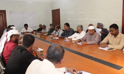 مدير عام مديرية المكلا يرأس الإجتماع الدوري للمكاتب التنفيذية بالمديرية