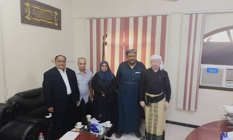 الشيخ محمد مبارك بن حاتم الصيعري يزور رئيسة الهيئة الوطنية لمكافحة الفساد